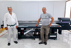 В Узбекистане запущен второй современный УФ-принтер Mimaki JFX200-2513 EX!