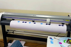 На производстве "Alo Omad Rivoj" установлен режущий плоттер Mimaki CG-130SRIII