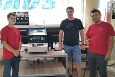 УФ-принтер Mimaki UJF-3042 MkII﻿ установлен в рекламном агентстве Siymo (Ташкент)
