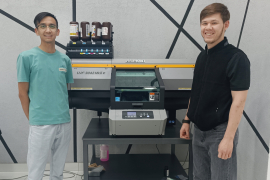 Инсталляция четвертого сувенирного принтера Mimaki в компании Art Cover