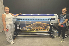 Наши инженеры выполнили установку Рулонного УФ-принтера ARK-JET UV 1802