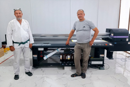 В Узбекистане запущен второй современный УФ-принтер Mimaki JFX200-2513 EX!