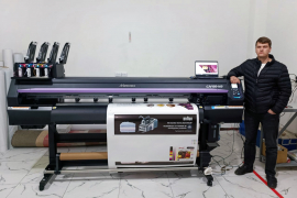 Очередной запуск принтера с функцией резки Mimaki CJV150 в РПК Узбекистана