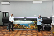 Если печать на натяжных потолках и фотообоях, то Mimaki SWJ-320EA!