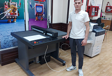 Инсталляция режущего плоттера VULCAN в компании Mobiuz