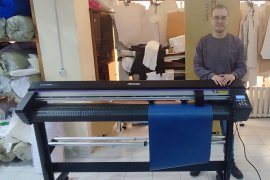 Инсталяция режущего плоттера Mimaki на фабрике спортивной одежды