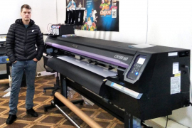 Инсталляция сольвентного принтера Mimaki CJV150 в компании ART UNION