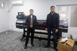 Запуск УФ-принтера Mimaki UCJV150 в полиграфической компании Узбекистана