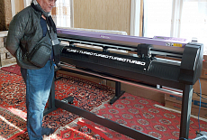 Mimaki CG-130FXII Plus для автобрендирования в Самарканде